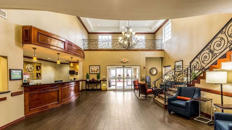 <b>Comfort Suites Lobby</b>. Images powered by <a href="https://iceportal.shijigroup.com/" title="IcePortal" target="_blank">IcePortal</a>.
