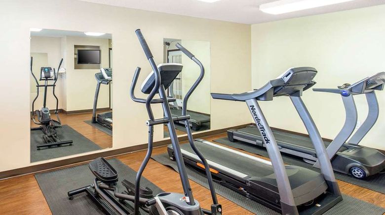 <b>Suburban Studios Lewisville Health</b>. Images powered by <a href="https://iceportal.shijigroup.com/" title="IcePortal" target="_blank">IcePortal</a>.