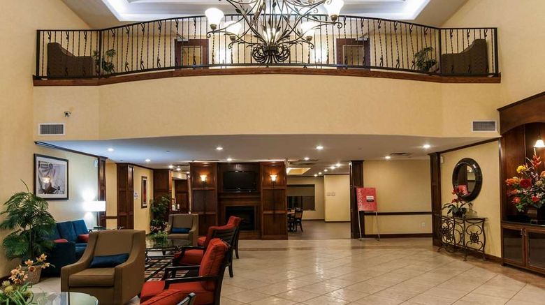 <b>Comfort Suites Hobby Airport Lobby</b>. Images powered by <a href="https://iceportal.shijigroup.com/" title="IcePortal" target="_blank">IcePortal</a>.