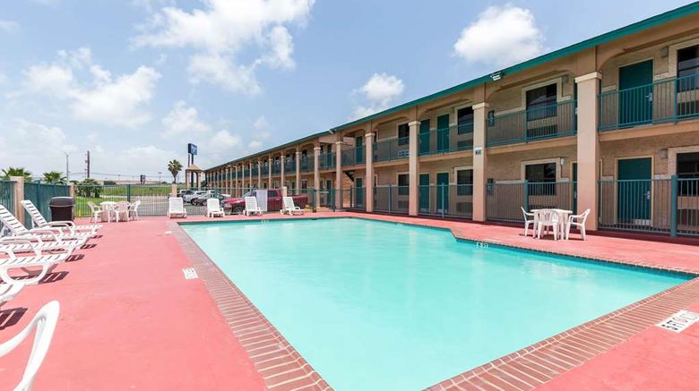 <b>Rodeway Inn Galveston Pool</b>. Images powered by <a href="https://iceportal.shijigroup.com/" title="IcePortal" target="_blank">IcePortal</a>.