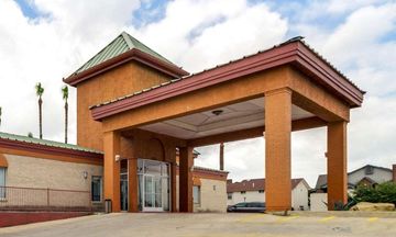 Econo Inn & Suites Eagle Pass