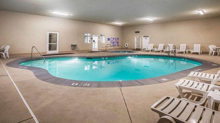 Comfort Inn Pool