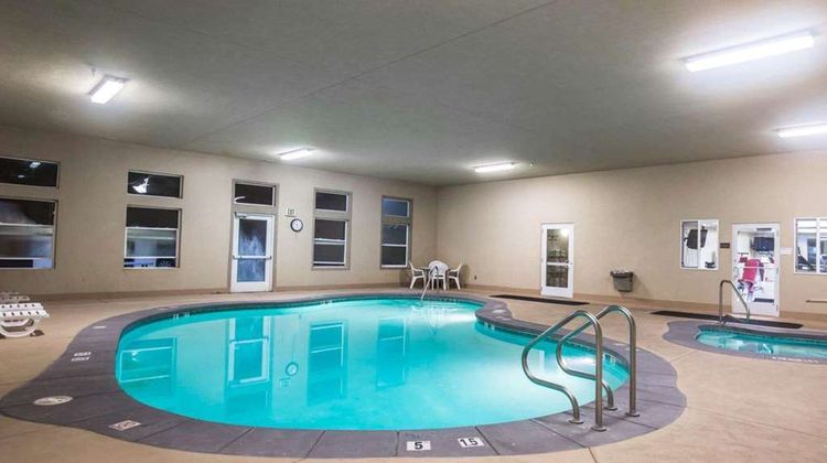 Comfort Inn Pool