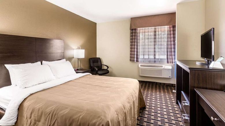 <b>Quality Inn Salt Lake City Room</b>. Images powered by <a href="https://iceportal.shijigroup.com/" title="IcePortal" target="_blank">IcePortal</a>.