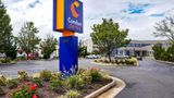 Comfort Suites Exterior