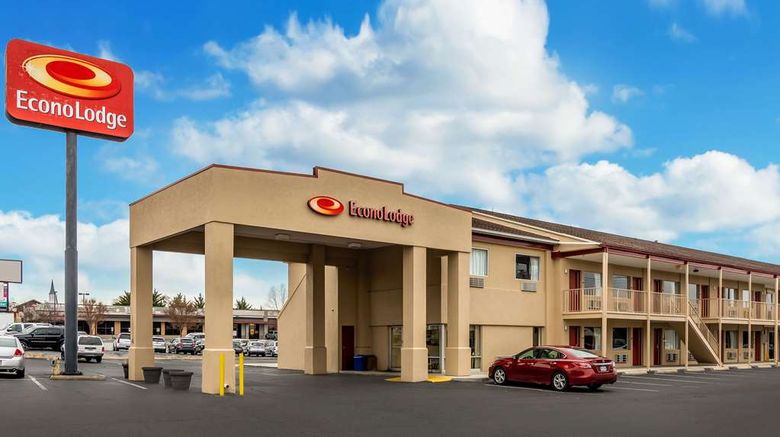 Econo Lodge East Exterior. Images powered by <a href="https://iceportal.shijigroup.com" target="_blank" rel="noopener">Ice Portal</a>.
