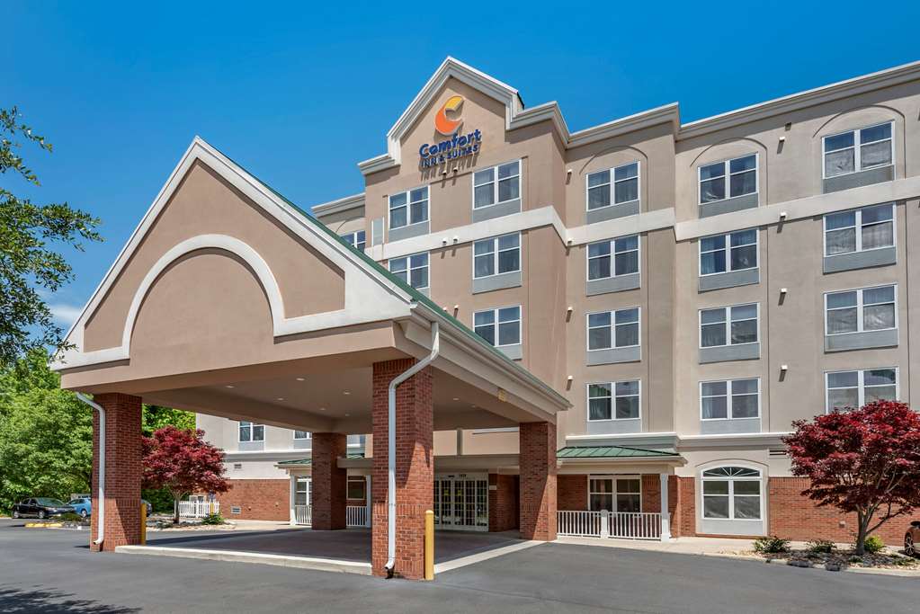 COMFORT INN SUITES VIRGINIA BEACH NO Tourist Class Virginia