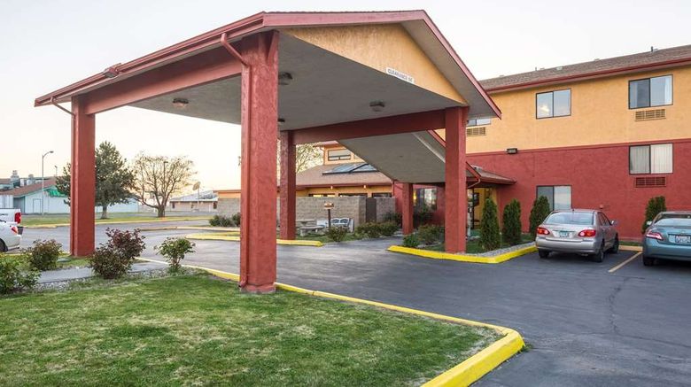 Quality Inn Moses Lake Exterior. Images powered by <a href="https://iceportal.shijigroup.com" target="_blank" rel="noopener">Ice Portal</a>.