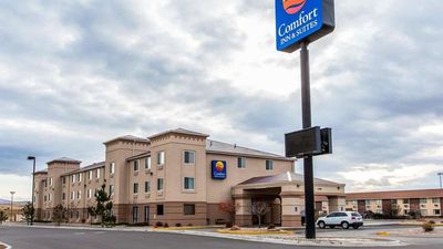 Comfort Inn & Suites