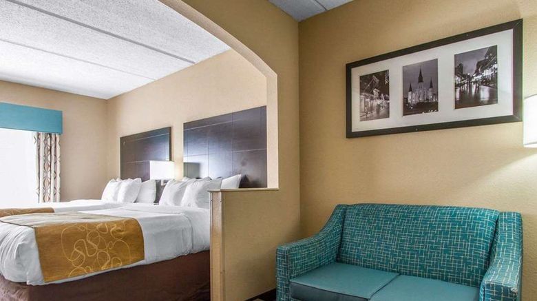 <b>Comfort Suites Airport Suite</b>. Images powered by <a href="https://iceportal.shijigroup.com/" title="IcePortal" target="_blank">IcePortal</a>.