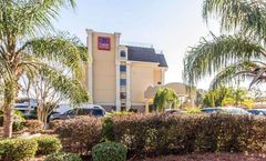 Comfort Suites Airport