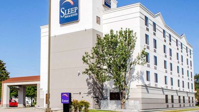 Sleep Inn & Suites