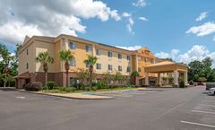Comfort Suites