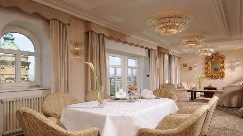 <b>Maritim Hotel Mannheim Suite</b>. Images powered by <a href="https://iceportal.shijigroup.com/" title="IcePortal" target="_blank">IcePortal</a>.