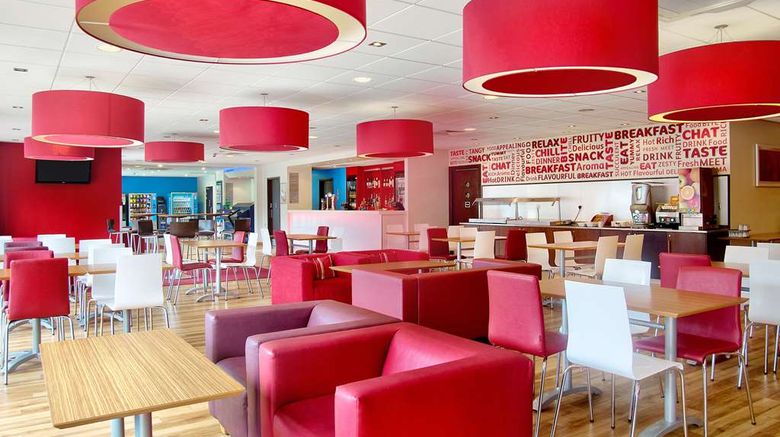 <b>Travelodge Birmingham Airport Restaurant</b>. Images powered by <a href="https://iceportal.shijigroup.com/" title="IcePortal" target="_blank">IcePortal</a>.