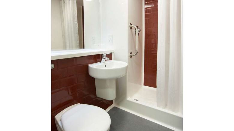 <b>Travelodge Birmingham Newhall St Suite</b>. Images powered by <a href="https://iceportal.shijigroup.com/" title="IcePortal" target="_blank">IcePortal</a>.