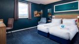Travelodge Cardiff Central Queen Street Room