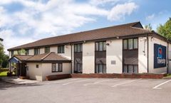 Travelodge Cardiff Llanedeyrn