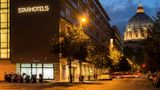 Starhotels Michelangelo Exterior