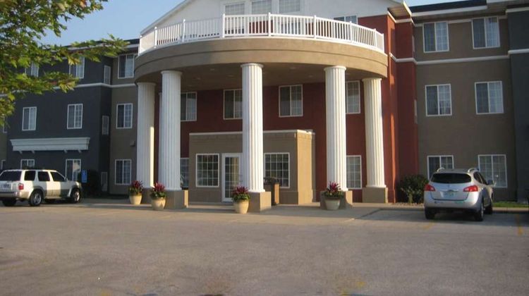 GrandStay Hotel & Suites Ames Exterior