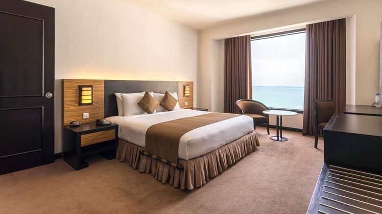 <b>Bayview Hotel Georgetown Penang Suite</b>. Images powered by <a href="https://iceportal.shijigroup.com/" title="IcePortal" target="_blank">IcePortal</a>.