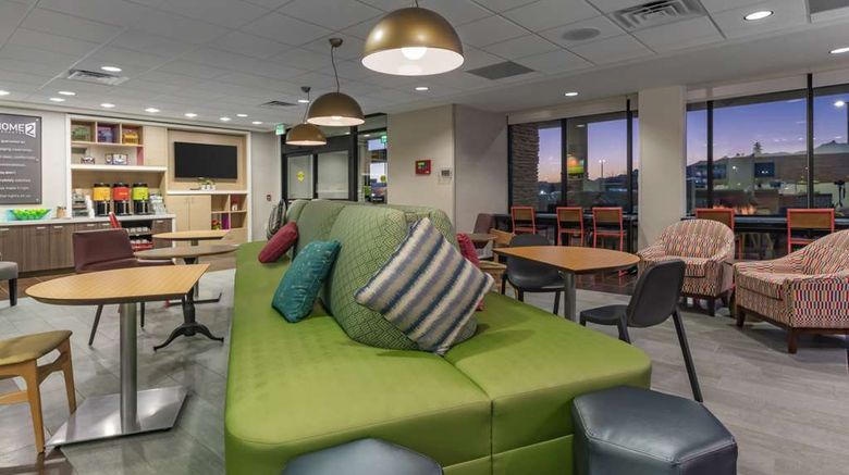<b>Home2 Suites by Hilton Kingman Lobby</b>. Images powered by <a href="https://iceportal.shijigroup.com/" title="IcePortal" target="_blank">IcePortal</a>.