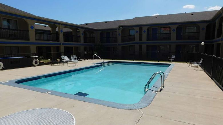 <b>Days Inn Oklahoma City/NW Expressway Pool</b>. Images powered by <a href="https://iceportal.shijigroup.com/" title="IcePortal" target="_blank">IcePortal</a>.