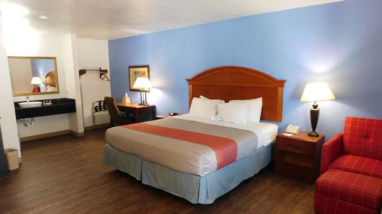 <b>Days Inn Oklahoma City/NW Expressway Room</b>. Images powered by <a href="https://iceportal.shijigroup.com/" title="IcePortal" target="_blank">IcePortal</a>.