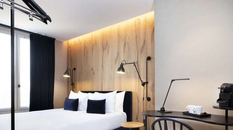 <b>Hotel Du Jardin Des Plantes Room</b>. Images powered by <a href="https://iceportal.shijigroup.com/" title="IcePortal" target="_blank">IcePortal</a>.