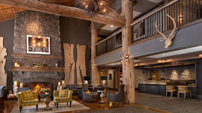 <b>Teton Mountain Lodge & Spa Lobby</b>. Images powered by <a href="https://iceportal.shijigroup.com/" title="IcePortal" target="_blank">IcePortal</a>.