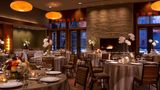 <b>Hotel Terra Jackson Hole Ballroom</b>. Images powered by <a href="https://iceportal.shijigroup.com/" title="IcePortal" target="_blank">IcePortal</a>.