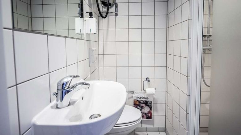 <b>Scandic The Mayor Hotel Room</b>. Images powered by <a href="https://iceportal.shijigroup.com/" title="IcePortal" target="_blank">IcePortal</a>.