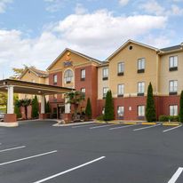 Comfort Inn & Suites Canton