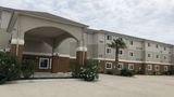 Super 8 Kenedy TX Exterior