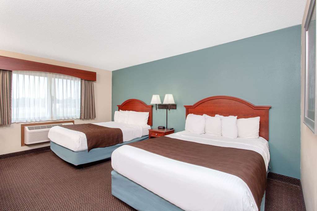 AmericInn by Wyndham Chippewa Falls Chippewa Falls WI Hotels