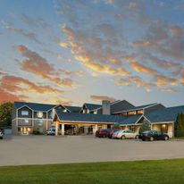 AmericInn by Wyndham Valley City Conf Ct