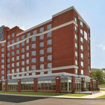 Embassy Suites by Hilton Montreal Arpt