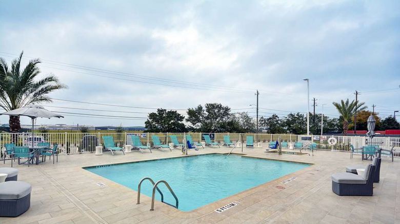 <b>Hilton Garden Inn Houston Hobby Airport Pool</b>. Images powered by <a href="https://iceportal.shijigroup.com/" title="IcePortal" target="_blank">IcePortal</a>.
