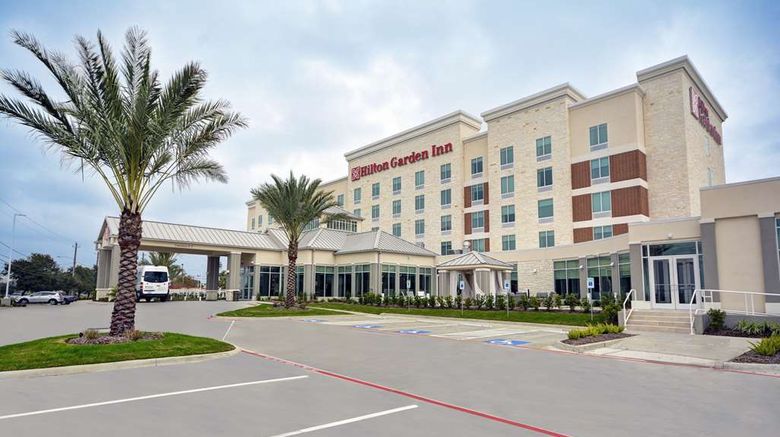 <b>Hilton Garden Inn Houston Hobby Airport Exterior</b>. Images powered by <a href="https://iceportal.shijigroup.com/" title="IcePortal" target="_blank">IcePortal</a>.