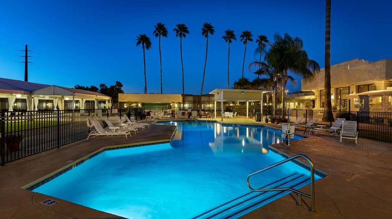 <b>Ramada Tucson Pool</b>. Images powered by <a href="https://iceportal.shijigroup.com/" title="IcePortal" target="_blank">IcePortal</a>.