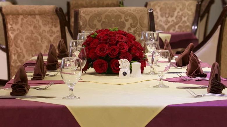 <b>Elilly International Hotel Restaurant</b>. Images powered by <a href="https://iceportal.shijigroup.com/" title="IcePortal" target="_blank">IcePortal</a>.