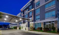 Best Western Premier I-95 Savannah Airpt