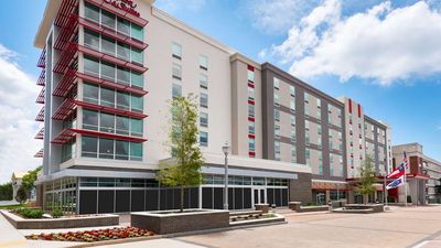 Hampton Inn & Suites Buckhead Place