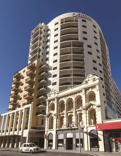Adina Apartment Hotel Barrack Plaza