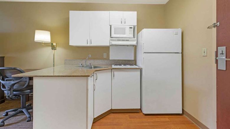 <b>Extended Stay America Stes Bwi Airport A Room</b>. Images powered by <a href="https://iceportal.shijigroup.com/" title="IcePortal" target="_blank">IcePortal</a>.