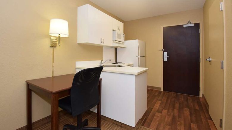 <b>Extended Stay America Stes Lft Airport Room</b>. Images powered by <a href="https://iceportal.shijigroup.com/" title="IcePortal" target="_blank">IcePortal</a>.