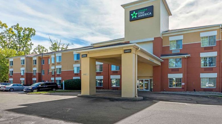 <b>Extended Stay America Stes Cleveland Air Exterior</b>. Images powered by <a href="https://iceportal.shijigroup.com/" title="IcePortal" target="_blank">IcePortal</a>.