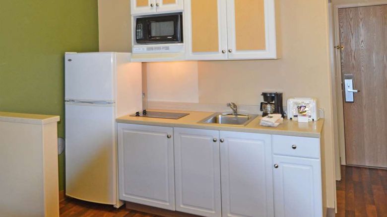 <b>Extended Stay America Stes Juneau Shell Room</b>. Images powered by <a href="https://iceportal.shijigroup.com/" title="IcePortal" target="_blank">IcePortal</a>.
