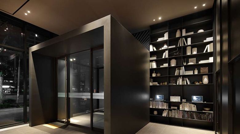 <b>Shilla Stay Mapo Lobby</b>. Images powered by <a href="https://iceportal.shijigroup.com/" title="IcePortal" target="_blank">IcePortal</a>.