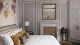 <b>The Cadogan, A Belmond Hotel Room</b>. Images powered by <a href="https://iceportal.shijigroup.com/" title="IcePortal" target="_blank">IcePortal</a>.